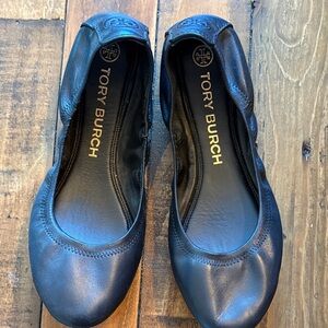 Tory Burch Travel Black Leather Flats